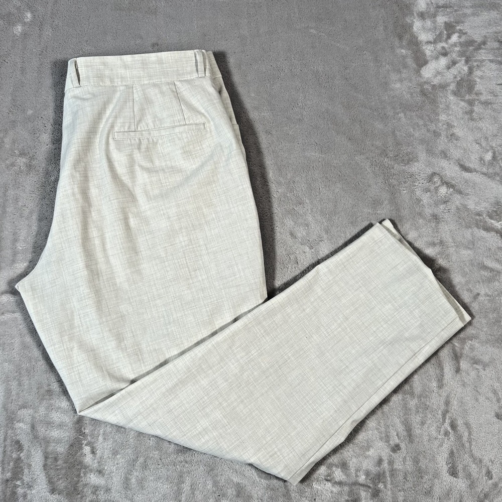 State & Liberty Athletic Fit Stretch Pants Mens 38x30 Ivory Performance Golf